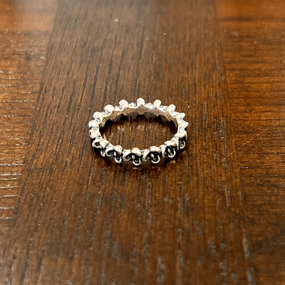 Pandora floral ring